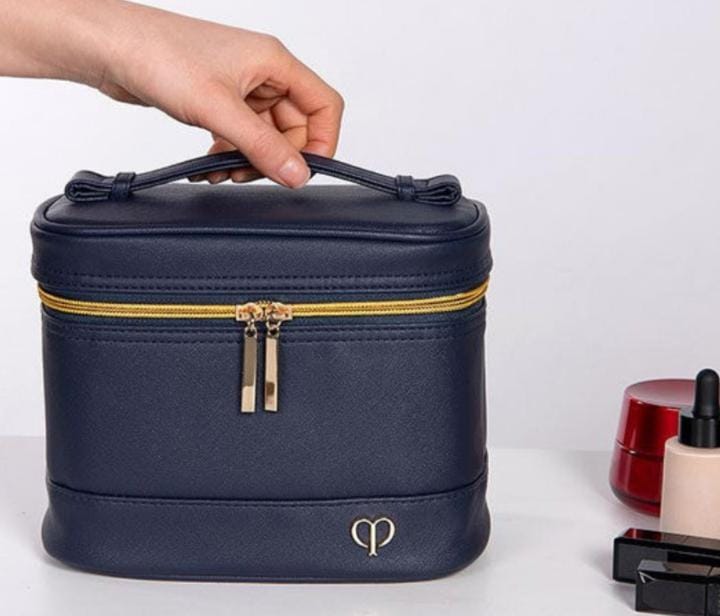Premium Portable Makeup Organizer Bag – Waterproof Cosmetic Storage Case with Handle